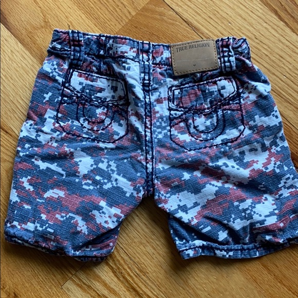 True Religion boys short - Picture 3 of 7
